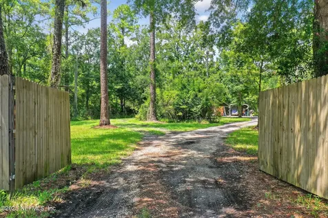 2561 Starratt Road Jacksonville FL 32226
