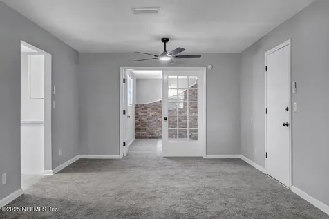 7038 Bishop Hatcher Drive W Jacksonville FL 32219