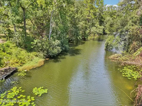1311 Lake Asbury Drive Green Cove Springs FL 32043