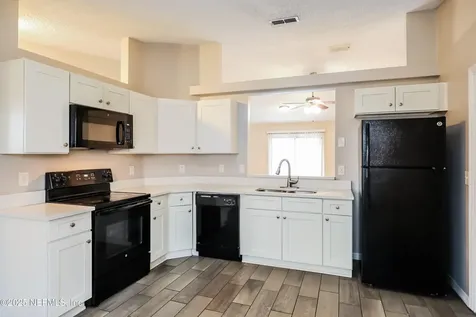 7609 Dover Cliff Drive S Jacksonville FL 32244