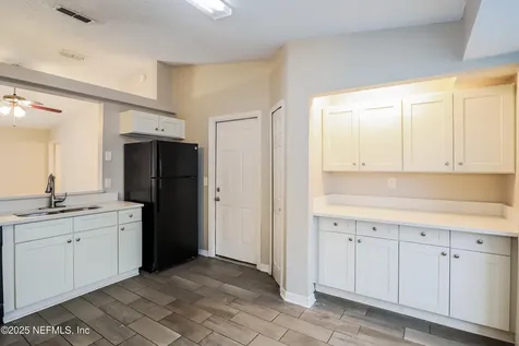 7609 Dover Cliff Drive S Jacksonville FL 32244