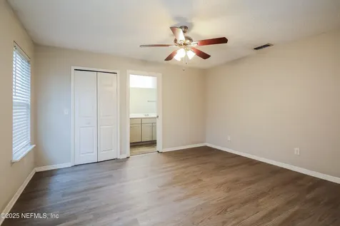 7609 Dover Cliff Drive S Jacksonville FL 32244