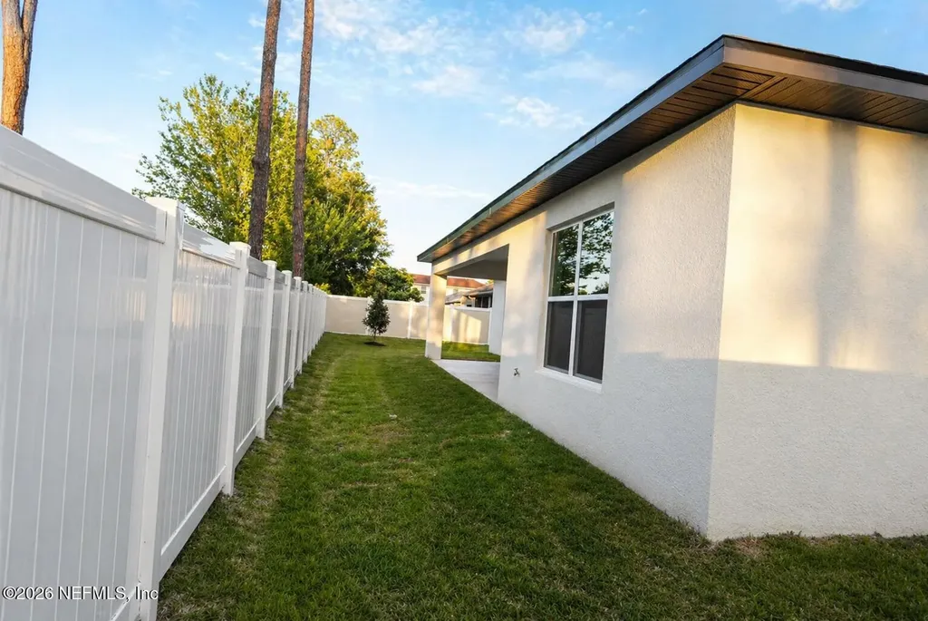 20 Essington Lane Palm Coast FL 32164