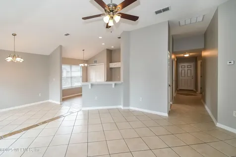 6645 Leslie Oaks Lane Jacksonville FL 32222