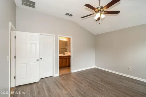 6645 Leslie Oaks Lane Jacksonville FL 32222