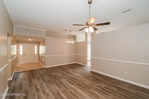 7104 Rapid River Drive W Jacksonville FL 32219