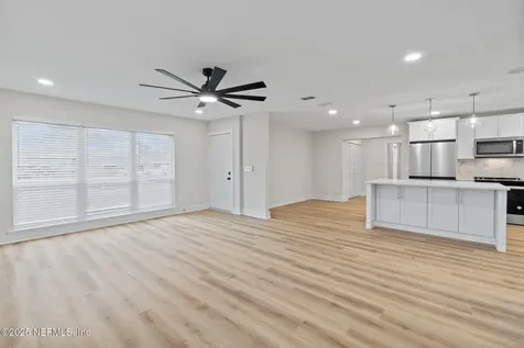 10856 Hawaii Drive S Jacksonville FL 32246