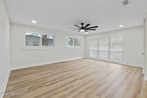 10856 Hawaii Drive S Jacksonville FL 32246