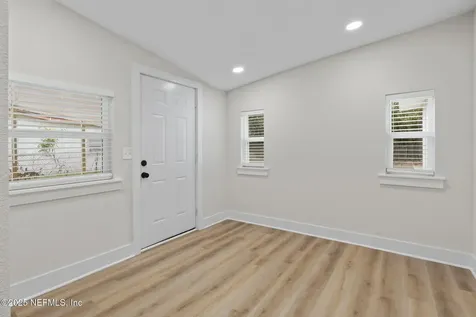 10856 Hawaii Drive S Jacksonville FL 32246