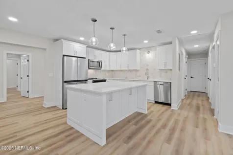 10856 Hawaii Drive S Jacksonville FL 32246