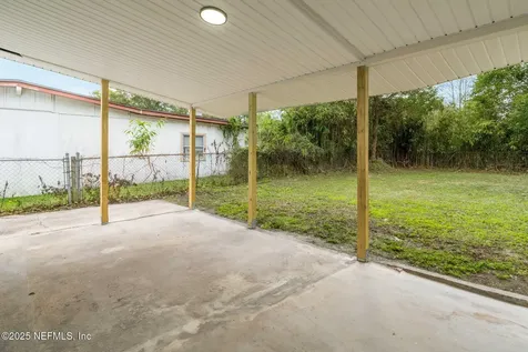 10856 Hawaii Drive S Jacksonville FL 32246