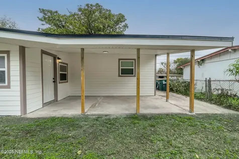 10856 Hawaii Drive S Jacksonville FL 32246