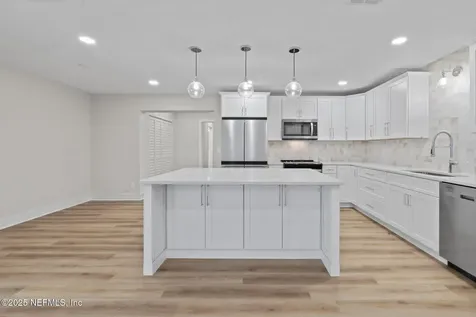 10856 Hawaii Drive S Jacksonville FL 32246