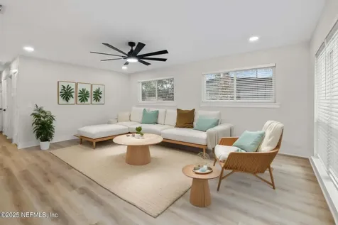 10856 Hawaii Drive S Jacksonville FL 32246