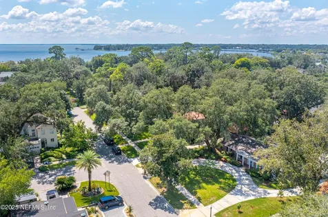 1820 Shadowlawn Street Jacksonville FL 32205