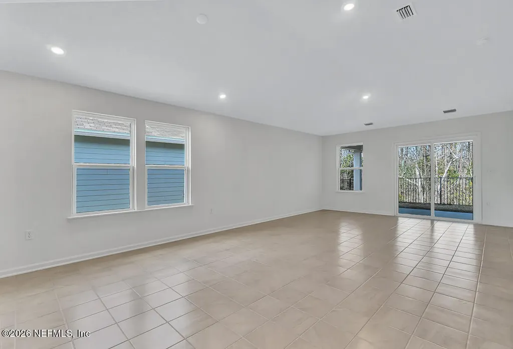 712 Panther Lake Parkway Jacksonville FL 32221