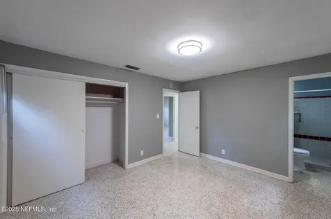723 Montego Road W Jacksonville FL 32216