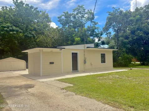 3749 Eve Drive E Jacksonville FL 32246