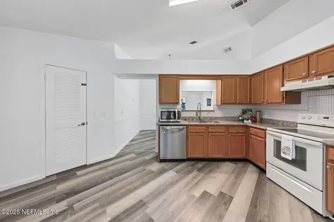 5029 Tan Street Jacksonville FL 32258