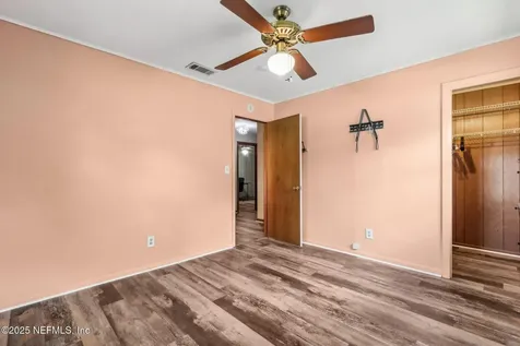 5642 Bradshaw Street Jacksonville FL 32277
