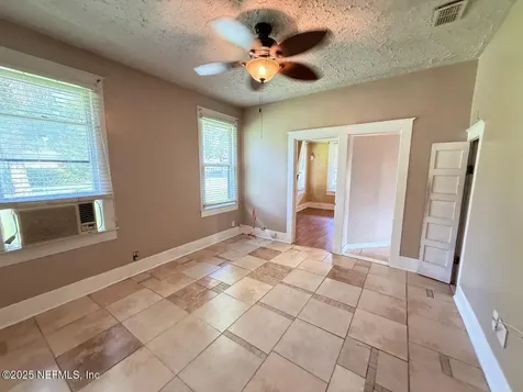 4260 Irvington Avenue Jacksonville FL 32210