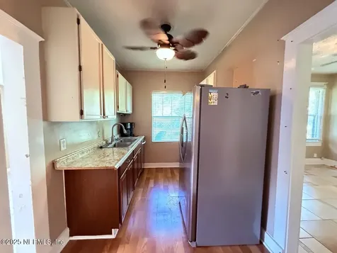 4260 Irvington Avenue Jacksonville FL 32210