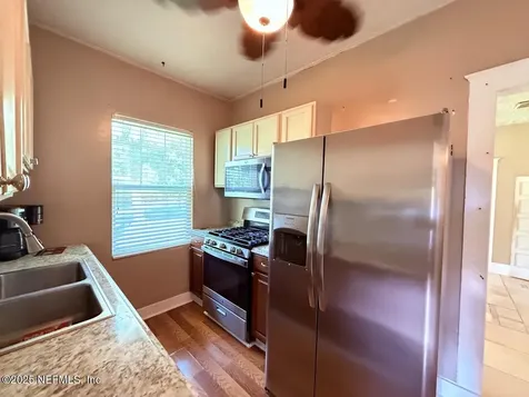 4260 Irvington Avenue Jacksonville FL 32210