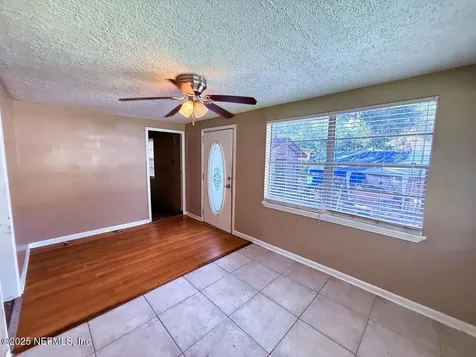 4260 Irvington Avenue Jacksonville FL 32210