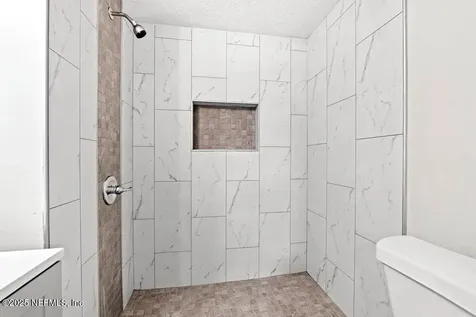 4504 Lincrest Drive S Jacksonville FL 32208