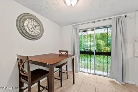 4504 Lincrest Drive S Jacksonville FL 32208