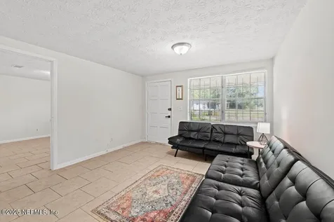 4504 Lincrest Drive S Jacksonville FL 32208
