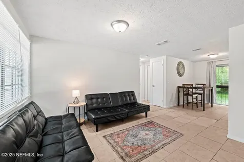 4504 Lincrest Drive S Jacksonville FL 32208
