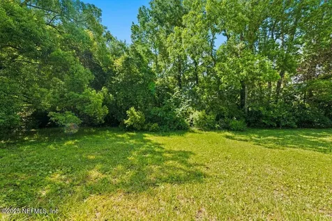 4504 Lincrest Drive S Jacksonville FL 32208