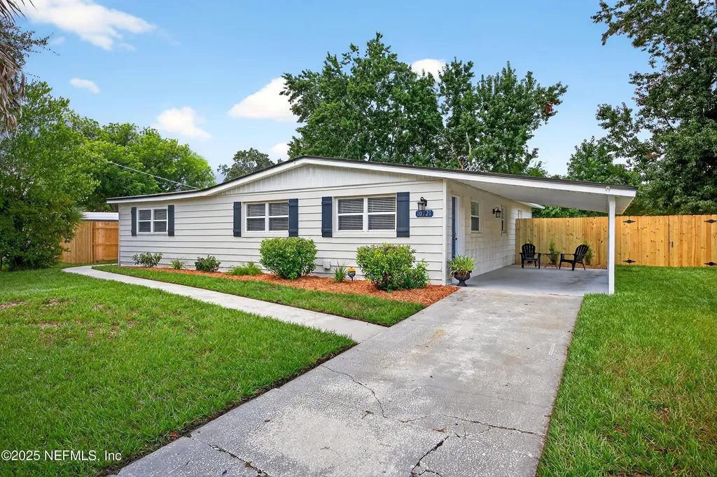 10721 Indies Drive N Jacksonville FL 32246