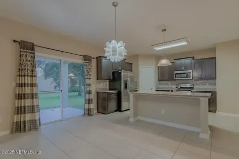 4586 Temple Lakes Drive Jacksonville FL 32257