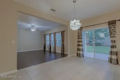 4586 Temple Lakes Drive Jacksonville FL 32257