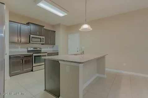 4586 Temple Lakes Drive Jacksonville FL 32257