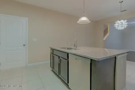 4586 Temple Lakes Drive Jacksonville FL 32257
