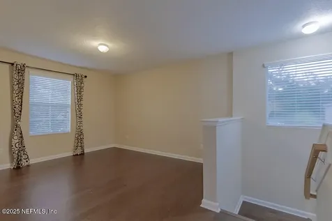 4586 Temple Lakes Drive Jacksonville FL 32257