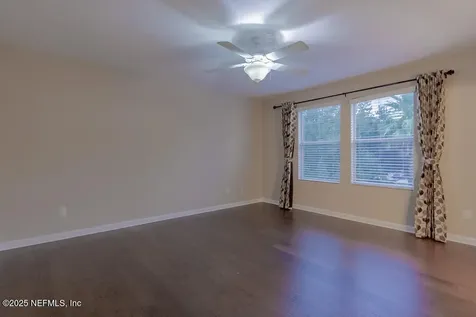 4586 Temple Lakes Drive Jacksonville FL 32257