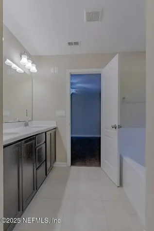 4586 Temple Lakes Drive Jacksonville FL 32257