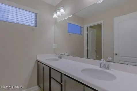 4586 Temple Lakes Drive Jacksonville FL 32257