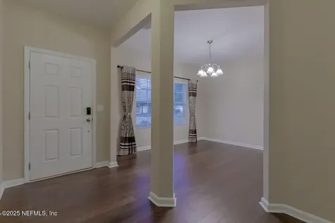 4586 Temple Lakes Drive Jacksonville FL 32257