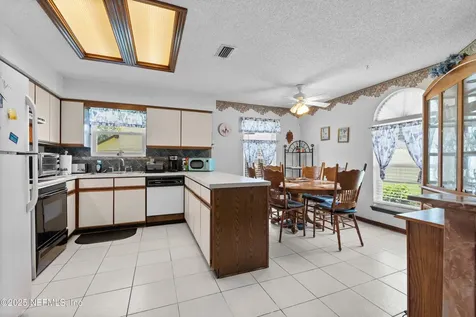 8509 Iveystone Court Jacksonville FL 32244
