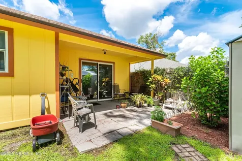 8509 Iveystone Court Jacksonville FL 32244