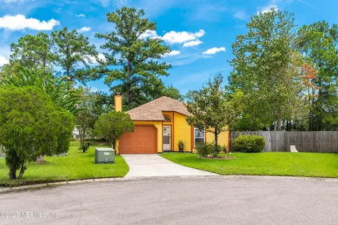 8509 Iveystone Court Jacksonville FL 32244