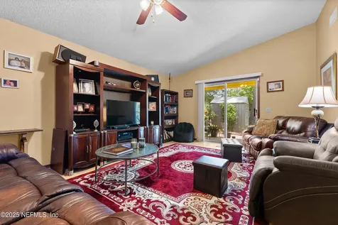 8509 Iveystone Court Jacksonville FL 32244