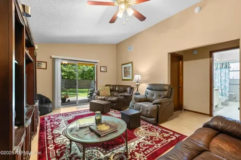 8509 Iveystone Court Jacksonville FL 32244