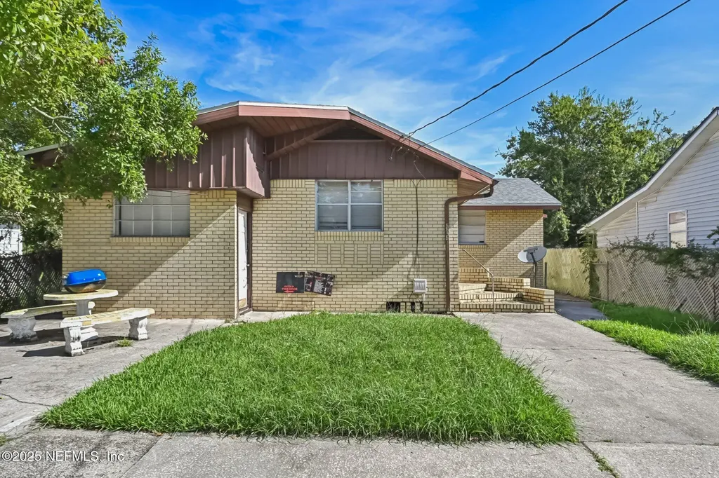 5635 Atlee Avenue Jacksonville FL 32205