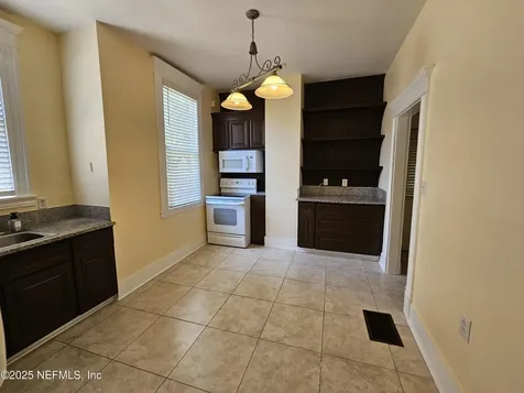 307 E 9th Street Jacksonville FL 32206